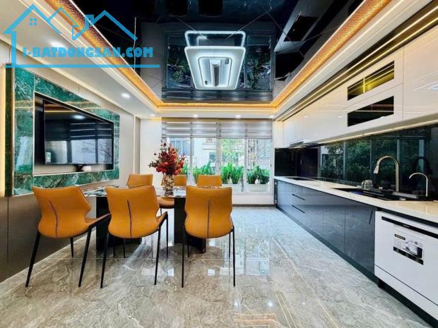 🔥 BÁN NHÀ LÊ VĂN QUỚI 80M² – THANG MÁY 4 TẦNG 450KG –GARA OTO- FULL NỘI THẤT – CHỈ 8,5