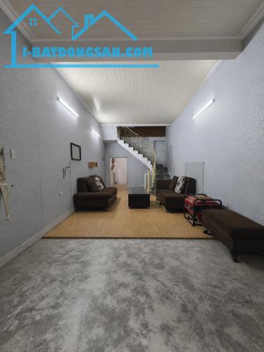 BÁN NHÀ HOÀNG QUÝ - TÔ HIỆU - 45M2 - 2 MẶT THOÁNG - NỞ HẬU - Ô TÔ VÀO NHÀ - NHỈNH 3 TỶ
