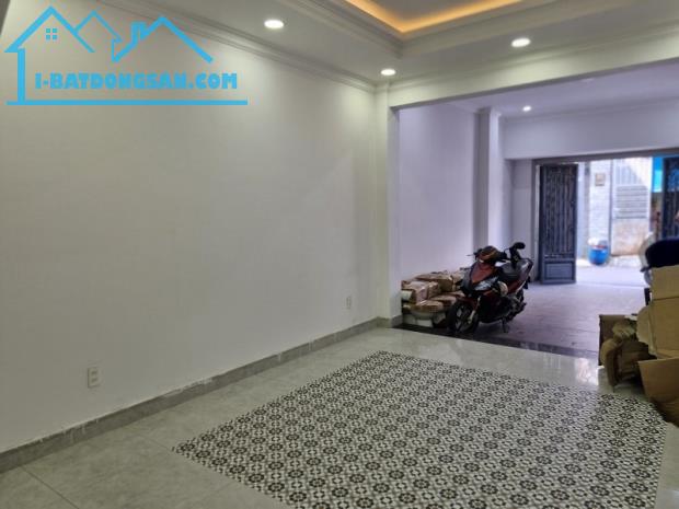 Bán nhà 4 tầng đường số 42, Bình Trưng Đông, Q2, Thủ Đức, TP HCM. DT 80m2, sổ hồng riêng,