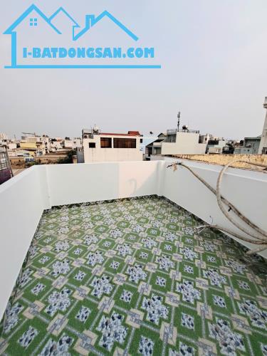 CHIẾN LƯỢC HẺM XE HƠI - 27M2 4 TẦNG ĐÚC 4PN 3WC SÂN THƯỢNG CHỈ 4.5 TỶ