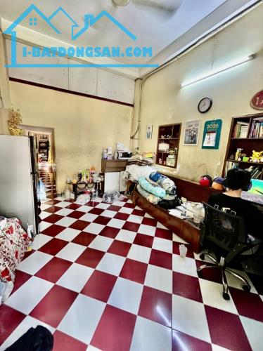 Bán gấp nhà 7 tầng khu chợ Hoa Hồ Thị Kỷ, Quận 10 - Hẻm ô tô kinh doanh, gần mặt tiền