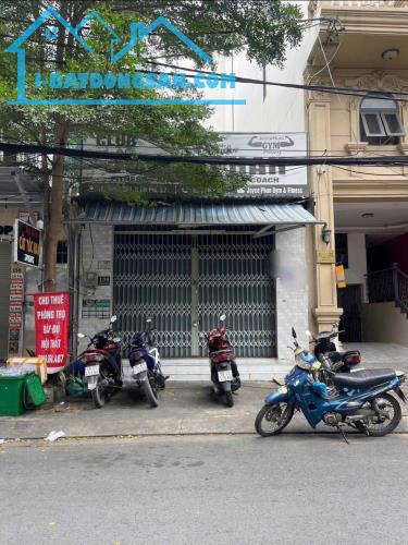 🚨 NHÀ ĐƯỜNG SỐ 1 TÂN PHÚ Q7 DT 5X22M, CẤP 4 GIÁ 20,5 TỶ 🚨