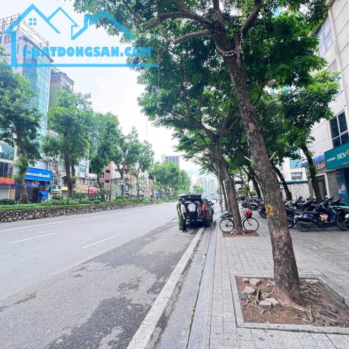 Chung cư D2 Sảnh A Giảng Võ, diện tích 93m, T15, giá 14 tỷ Ba Đình