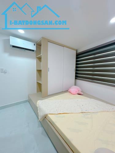 Bán nhà góc 2 MT HXH 666 đường 3 tháng 2 Quận 10, 4.2x17m 6 tầng chỉ 26 tỷ