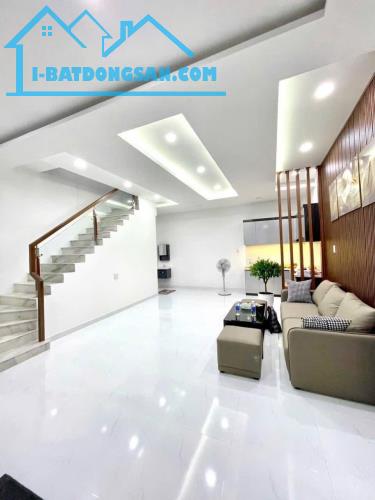 Bán gấp nhà mới đẹp hẻm 6m Tây Thạnh, gần Aeon Tân Phú, khu VIP, sầm uất chỉ 5,X Tỷ. Hiếm