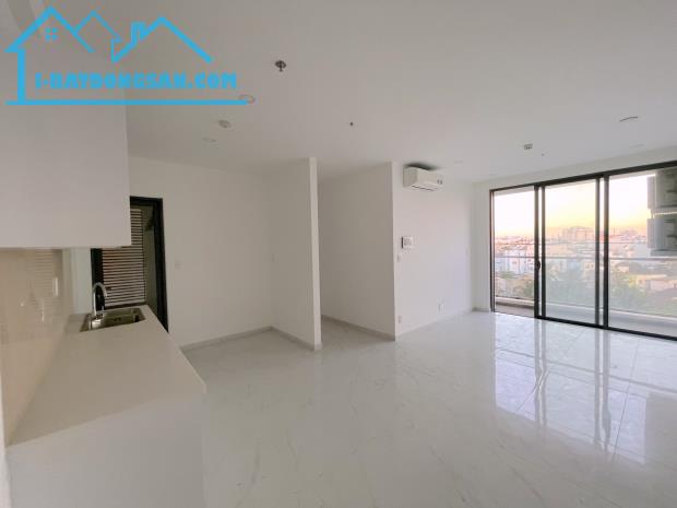 NÓNG HỔI: BÁN GẤP CĂN HỘ 2PN DLUSSO TẦNG ĐẸP, VIEW ĐẸP, GIÁ BẤT NGỜ