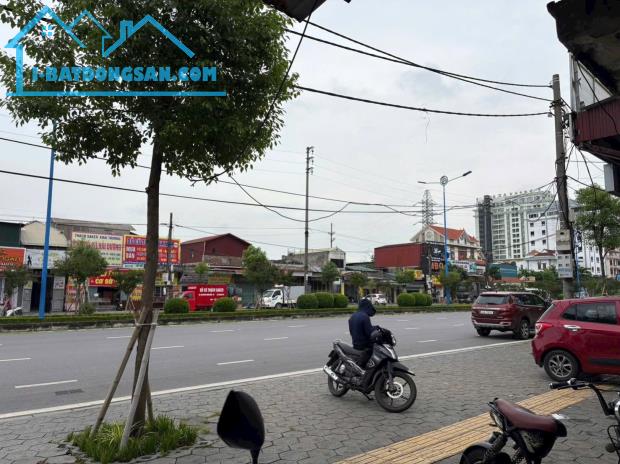 Bán lô đất 137.8m2, mặt tiền 4.65m mặt đường Nguyễn Lương Bằng, TP HD, giá cực tốt