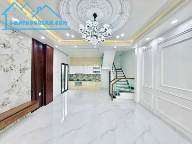 THIÊN LÔI - CHỢ ĐÔN - LÊ CHÂN - 46M2 - 2 MẶT THOÁNG - NỞ HẬU - 3.5 TẦNG - NHỈNH 3 TỶ