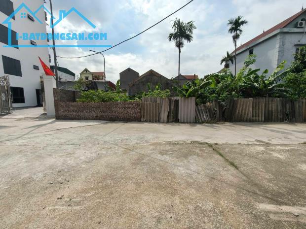 Chồng ốm, con thơ. Cần bán gấp, 80m2, mt5m, 8.x Tỷ, Nguyên Khê, Đông Anh. 3 ô tô tránh.