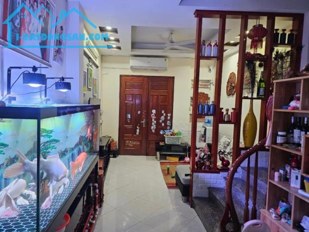 XUÂN ĐỈNH 35M² 5 TẦNG MT 3.8M - GẦN Ô TÔ - GẦN DEPOT METRO - TẶNG NỘI THẤT -NHỈNH 8 TỶ