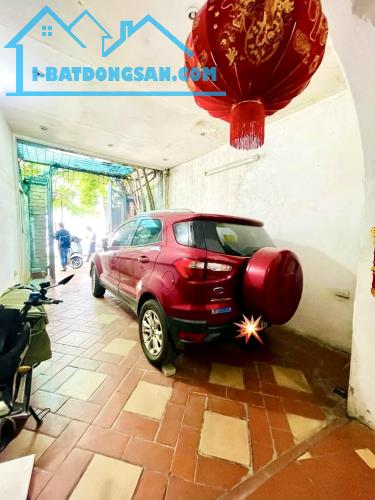 QH đã rõ như ban ngày! Bán nhà mặt phố mặt hồ Hoàng Cầu 56m2 x 5 tầng chỉ 29,9 tỷ