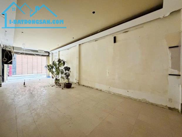 Bán gấp nhà hẻm xe hơi đường Lê Văn Sỹ - Ô tô 7 chỗ để nhà - 4 tầng 73m2 (4.1 x 18) sổ A4
