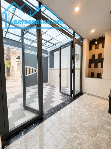 Bán Nhà 2 Mặt Tiền Quận 5 - Hẻm Xe Hơi - Ngang 4,3m Nở Hậu 5,7m Dài 16m - 12,6 Tỷ 💥
