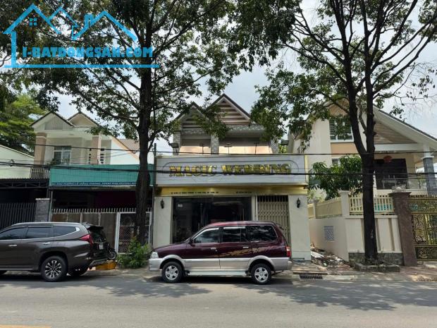 CẦN VỐN BÁN NHANH NHÀ MẶT TIỀN ĐƯỜNG LÊ HỒNG PHONG - THỦ DẦU MỘT, DIỆN TÍCH 191M², GIÁ