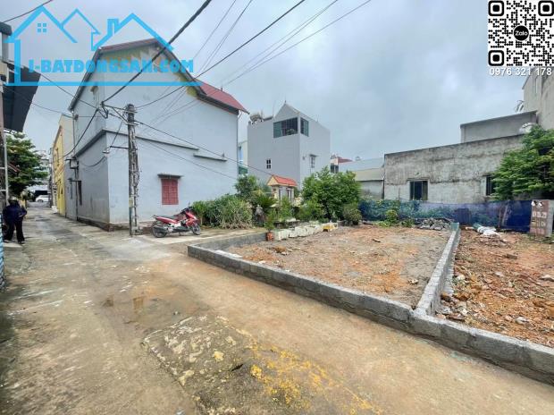 Bán đất làn 2 đường TL419 Hợp Đồng Chương Mỹ cũ (Quảng Bị) kinh doanh tốt.