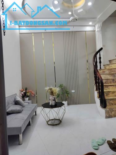 .Nhà 3 tầng Lê Lai - Ngô Quyền