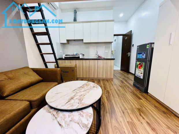 Tòa apartment phố Quan Hoa, Cầu Giấy 60m2 7T MT4m hiện đang cho thuê dòng tiền 70tr/thg
