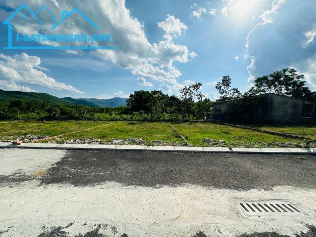 Sỡ hữu ngay lô đất Hòa Tiến giá chỉ 1ty330/lô cực đẹp tại đường DH8