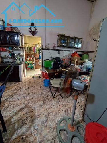 Bán nhà đường Bà Triệu, Thị trấn Hóc Môn - 172m² ngang 7,5m - Hẻm xe hơi - Chỉ 4,4 tỷ