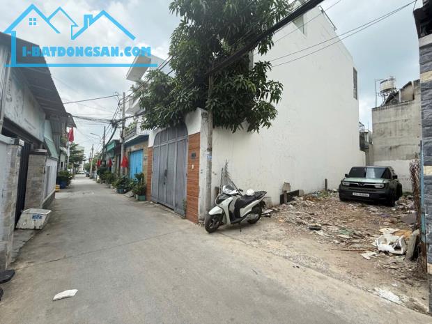 BÁN GẤP LÔ ĐẤT ĐẸP SÁT MẶT TIỀN ĐƯỜNG LÊ THỊ RIÊNG,THỚI AN,Q12- 4x20.5m– HXH- CHỈ 4.75 TỶ