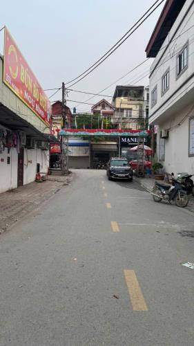 BÁN ĐẤT Thị trấn Văn Giang Có Sẵn Nhà 1 Tầng