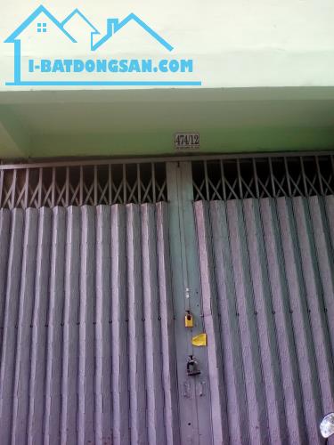 + House for sale on Nguyen Canh Chan Street, District 1 (now Cau Ong Lanh Ward); car acces
