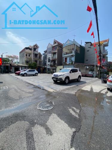 NHỈNH 8tỷ LÂM TIÊN THƯ LÂM NHÀ ĐẸP MỚI TING 4 tầng LONG LANH Ô TÔ 7 CHỖ ĐỖ SÂN NHÀ