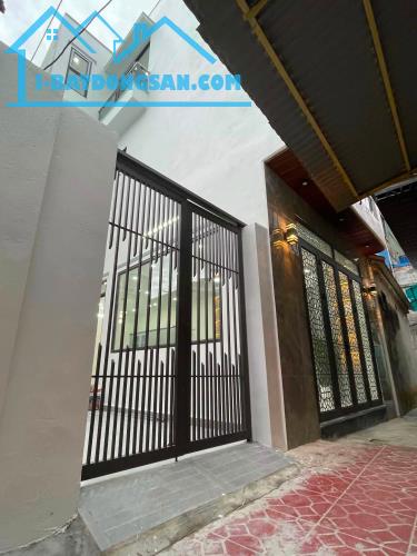 BÁN NHÀ 2 TỶ 690 TRIỆU, NGÕ ĐƯỜNG TRẦN THÁNH TÔNG, 66M2 x 3 TẦNG