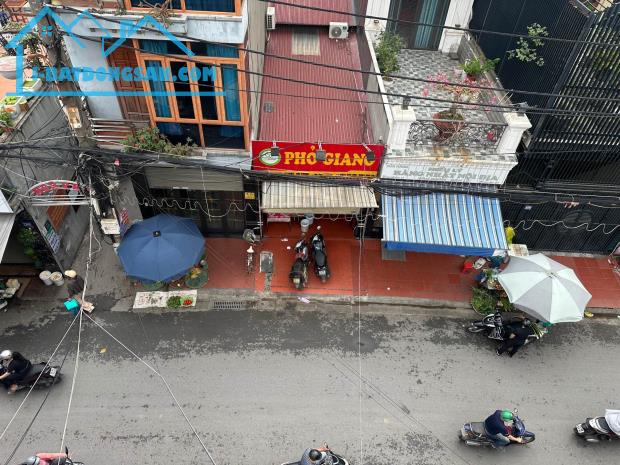 🚗 🚗 🚗 Ô TÔ VF3 ĐỖ CỬA - CÁCH 1 NHÀ RA PHỐ THIÊN LÔI 🚗 NHÀ 3 TẦNG MỚI TINH - 70.6M2 -