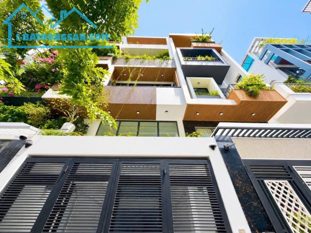 5 TẦNG -Ô TÔ NGỦ NHÀ -GẦN VINCOM PLAZA -QUANG TRUNG, P10, GÒ VẤP - 4.1X16M-GIÁ 10.6 TỶ