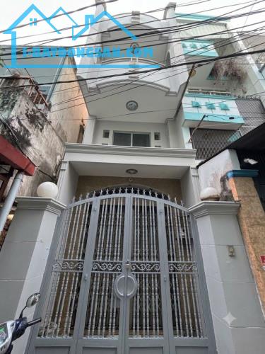 BÁN NHÀ MẶT TIỀN HẺM DẠ NAM QUẬN 8 – 69M2 – 3 TẦNG - 4PN – NHỈNH 6 TỶ - LH 0784968131