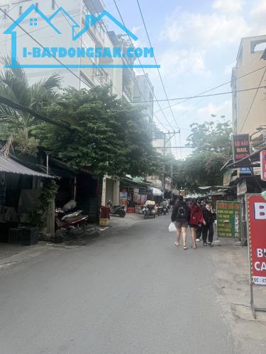 Nhà hẻm xe hơi Lê Trọng Tấn, 62m², sát mặt tiền, ở ngay, an ninh đủ tiện ích, chỉ 5.Xtỷ