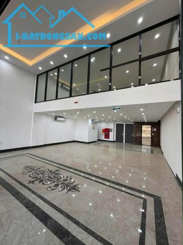 Bán Nhà MP Trịnh Đình Cửu-Lô Góc-Gần Vành Đai 2.5 - 180/200m2, 1 Hầm+ 7 Nổi, MT 8.5m-85 Tỷ