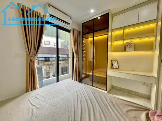 Siêu phẩm Trần Thái Tông 40m2, 5T, MT4m lô góc 2 thoáng dòng tiền 35tr/thg