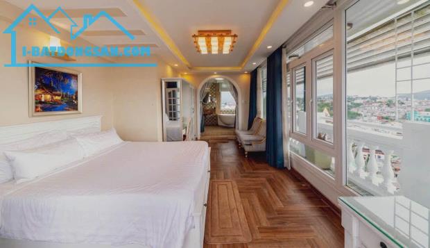 Bán Khách Sạn cao cấp 21 phòng kinh doanh Đống Đa, ôm trọn tầm view đẹp thành phố Đà Lạt