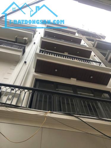 Bán nhà Nguyễn Văn Cừ,Long Biên 7 tầng,61m,mt4.2m oto vào nhà nhỉnh 22 tỷ