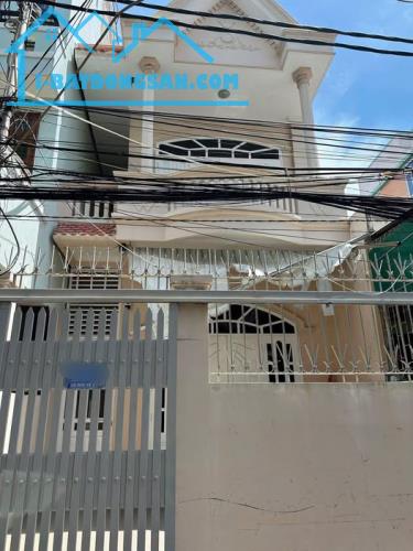 Bán nhà hẻm ô tô đường Ngô Đức Kế, phường 7, Vũng Tàu. Vị trí đầu hẻm 4m thông