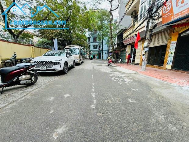 Hiếm! Phân Lô Vip Đền Lừ Ô Tô Tránh, Vỉa Hè 69M2 6 Tầng Thang Máy, Sổ Vuông Chỉ 26.5 Tỷ