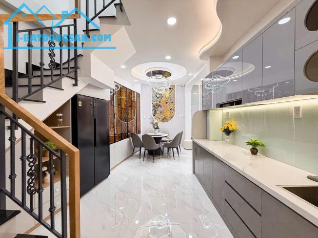 Bán nhà mới 1 sẹc Nguyễn Trung Trực 50m2 hẻm 3m – Giá 6,8 Tỷ tl.