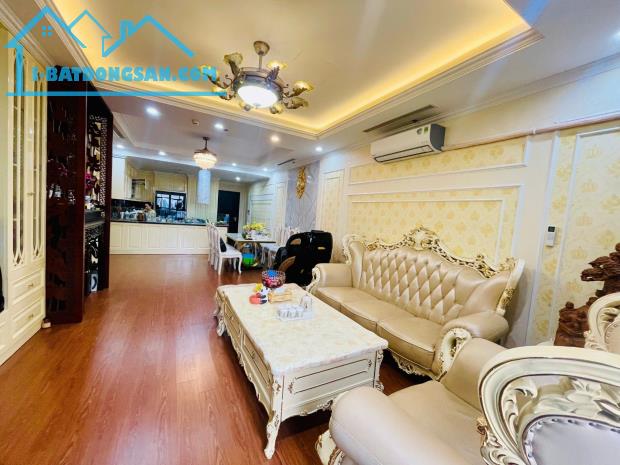 BÁN CĂN HỘ ROYAL CITY – SỐNG ĐẲNG CẤP GIỮA LÒNG HÀ NỘI