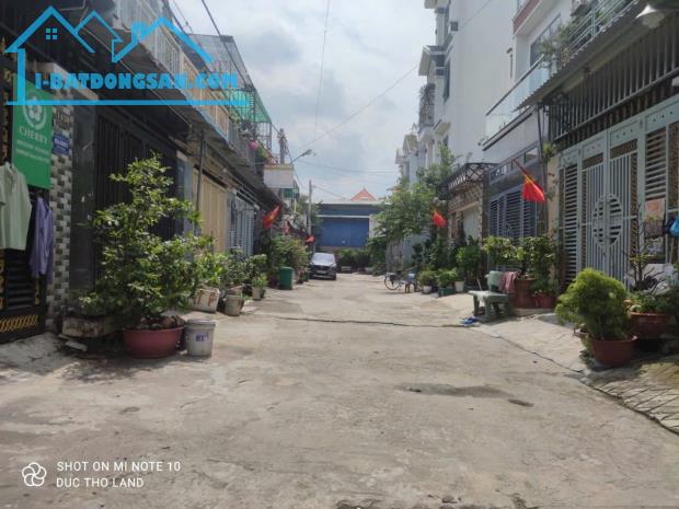 Bán nhà ngon hẻm xe hơi 8m to đẹp TL57, 4x14m, 2T đang cho thuê 5.5tr/tháng, chỉ nhỉnh 4Tỷ