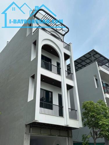 Bán nhà 4 tầng mặt phố KĐT Tân Phú Hưng, ph Tân Hưng, TP Hải Dương, 67.5m2, mt 4.5m, chỉ 5