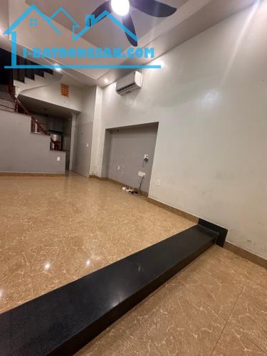 Bán Nhà Ngõ Trần Nguyên Hãn Thông Tô Hiệu - Lê Chân - 36m² x 3.5 Tầng Dân Xây Kiên Cố