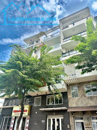 Bán nhà mặt tiền Phạm Văn Đồng, P.3, Gò Vấp: 5.8 x 7, giá 9,85 tỷ