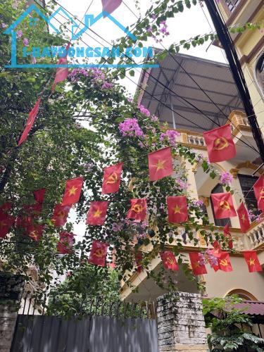 Bán nhà riêng Trương Định-Hoàng Mai, DT132m, MT8m, 20m ra mặt phố, giá đầu tư