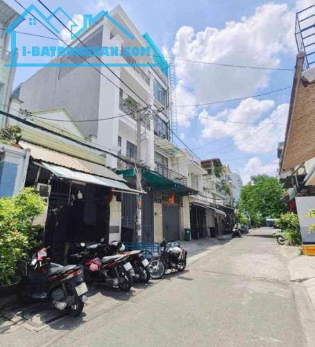 Bán nhà 3 tầng, Hẻm Xe Tải, Thoại Ngọc Hầu, Phú Thạnh, 90m2, hơn 9 tỷ TL