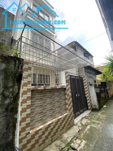 NHÀ 2 TỶ 950 TRIỆU, NGÕ NÔNG ĐƯỜNG HÙNG VƯƠNG, 75 M2 x 3 TẦNG