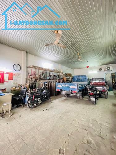 [D2684*] Nhà C4 Tiện Xây CHDV Ngang Khủng Sát Khu 38HA - Giá 9.x Tỷ