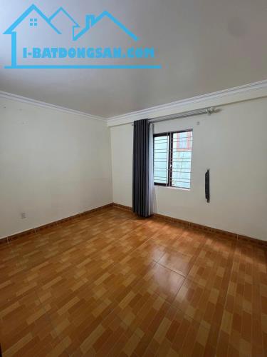 🏡 HIẾM – ĐỐI DIỆN ĐẠI HỌC HÀNG HẢI – TRƯỚC NHÀ RỘNG 3M - 2 THOÁNG VĨNH VIỄN – VÀI BƯỚC RA