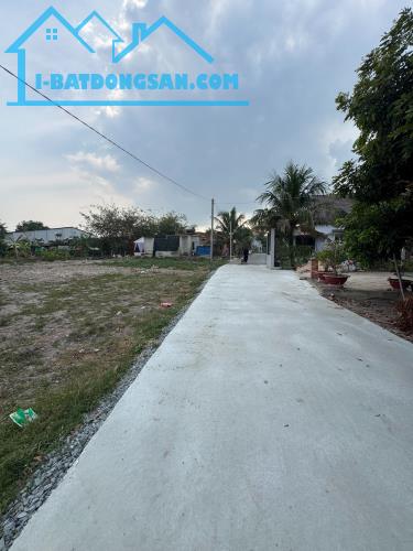5X26M FULL THỔ LỘC NINH, ĐƯỜNG Ô TÔ 4M CÁCH NHỰA 30M CHỈ 3XXTR